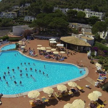 Calampiso Resort 4*